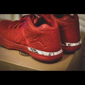 Air Jordan XXXI low “gym red” 
$100